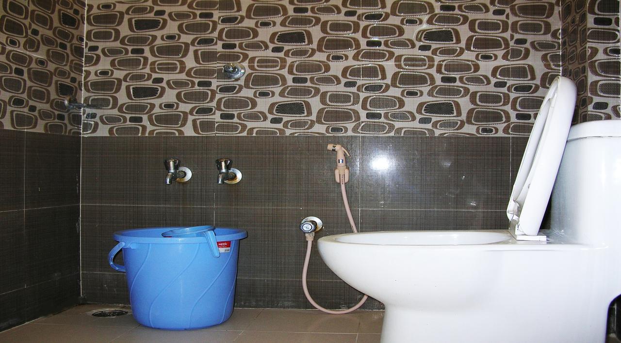 Ssb Residency Hotell Tirupati Exteriör bild