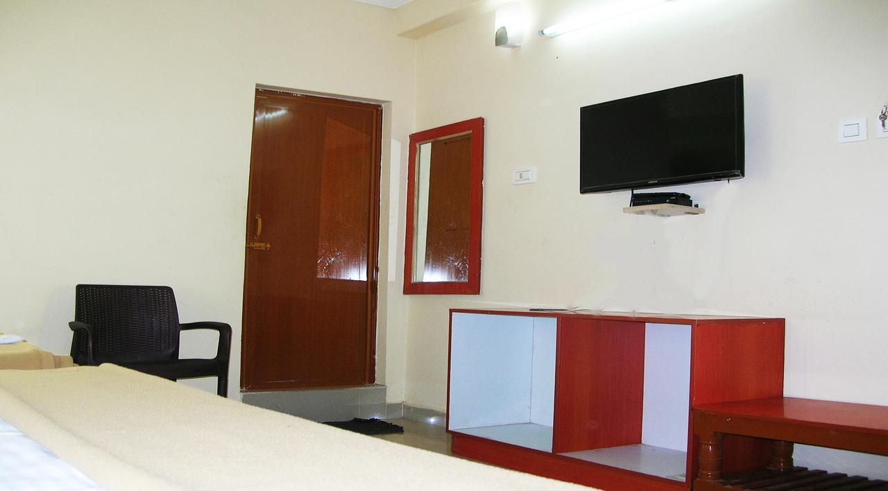 Ssb Residency Hotell Tirupati Exteriör bild