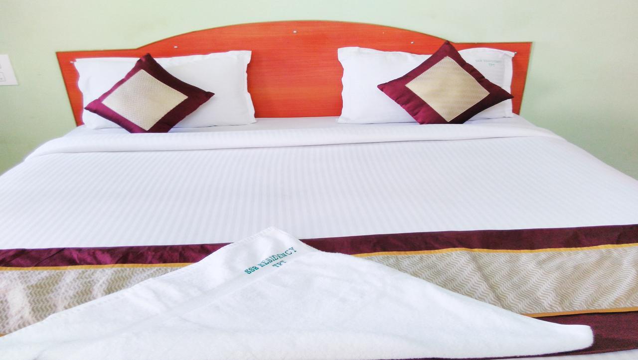 Ssb Residency Hotell Tirupati Exteriör bild