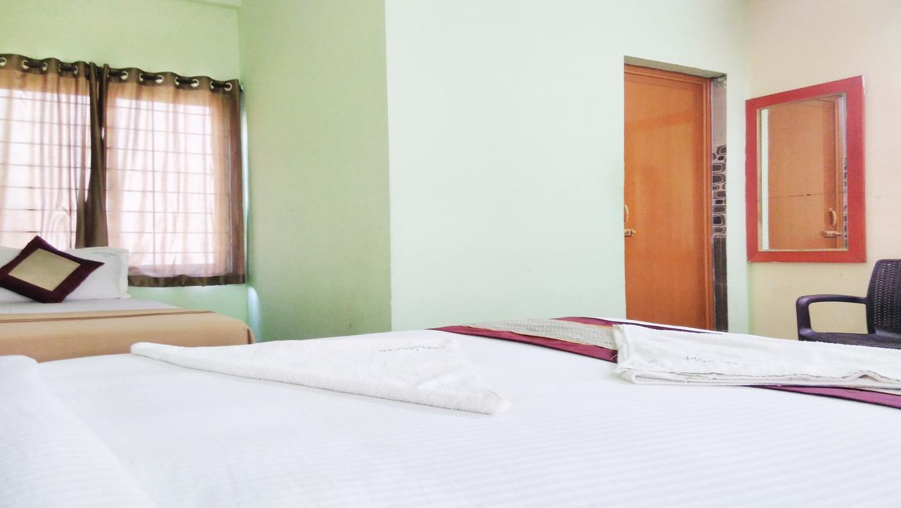 Ssb Residency Hotell Tirupati Exteriör bild