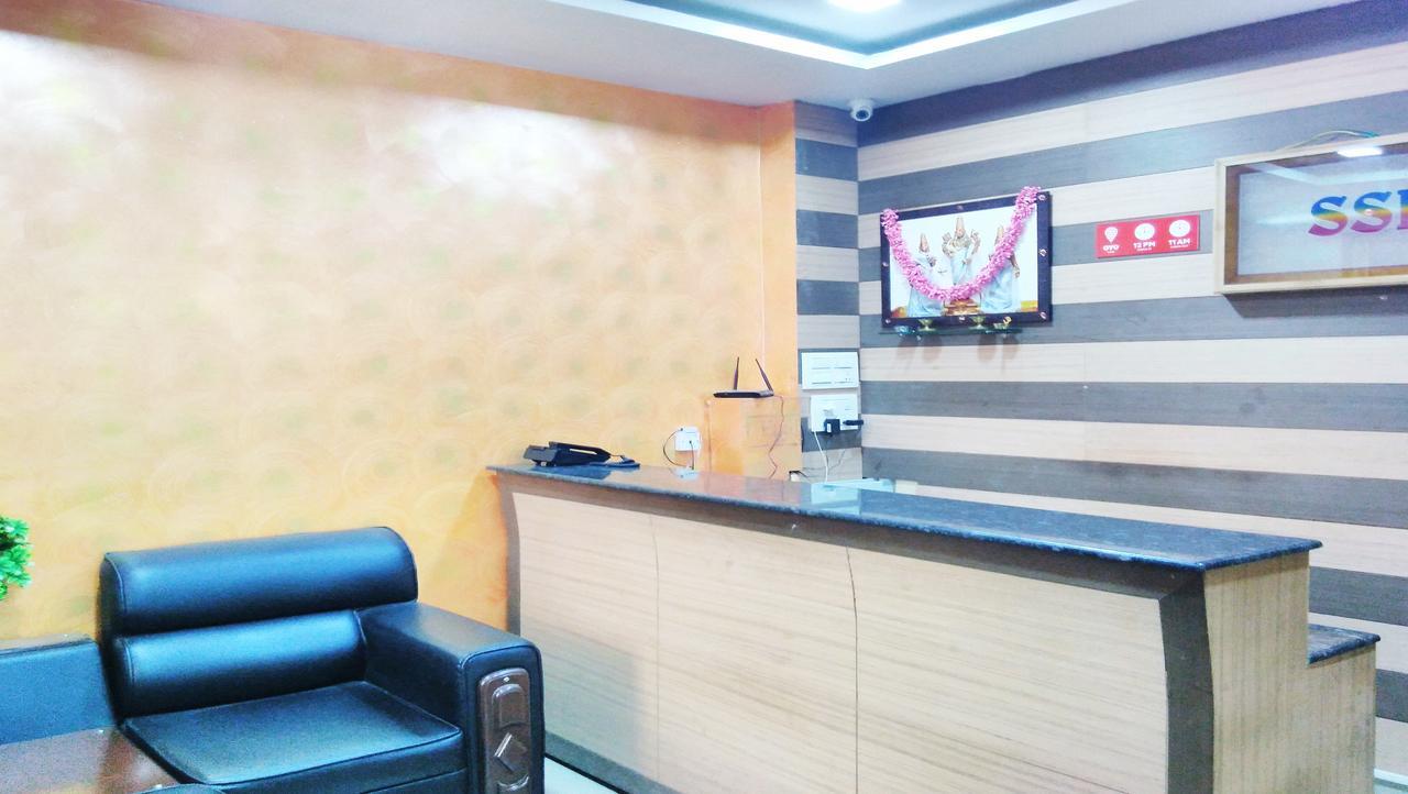 Ssb Residency Hotell Tirupati Exteriör bild