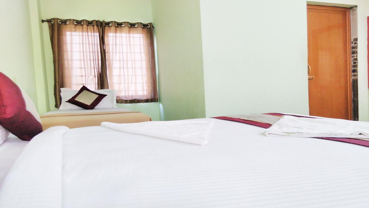 Ssb Residency Hotell Tirupati Exteriör bild